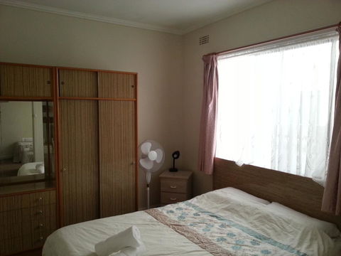 Beachcomber Holiday Units - Surfers Paradise Gold Coast 30