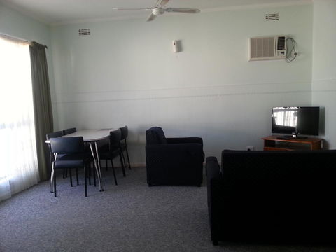 Beachcomber Holiday Units - Surfers Paradise Gold Coast 36