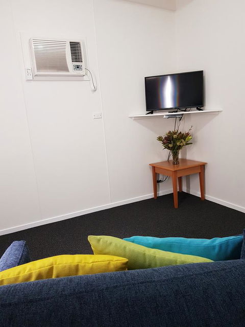 Beachcomber Holiday Units - Surfers Paradise Gold Coast 14