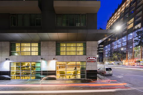 Brady Apartment Hotel Flinders Street - Surfers Paradise Gold Coast 4
