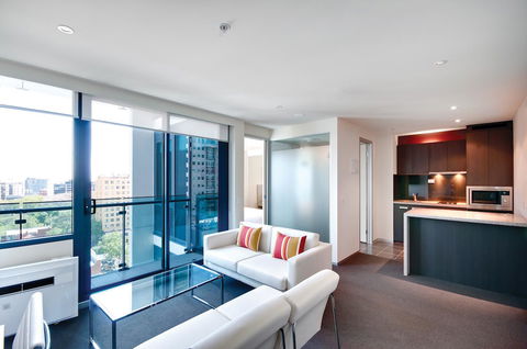 City Tempo - Queen St - Surfers Paradise Gold Coast 8