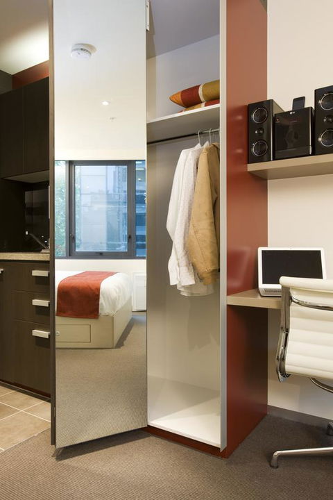City Tempo - Queen St - Surfers Paradise Gold Coast 13