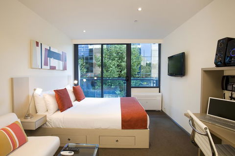 City Tempo - Queen St - Surfers Paradise Gold Coast 2