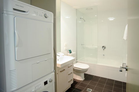 Quest Werribee - Surfers Paradise Gold Coast 19