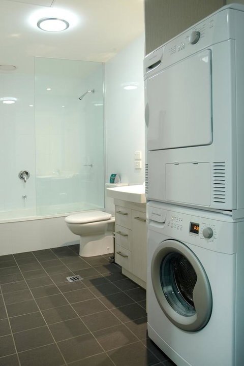 Quest Werribee - Surfers Paradise Gold Coast 15