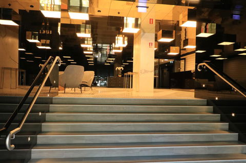 E-Boutique S Collection - Surfers Paradise Gold Coast 3