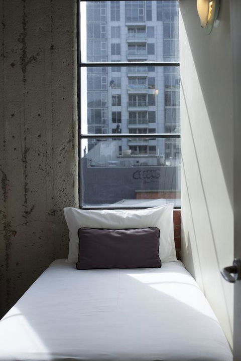 Punthill Apartment Hotel - Manhattan - Surfers Paradise Gold Coast 4