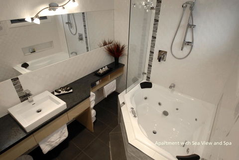 Seascape Accommodation - Surfers Paradise Gold Coast 2