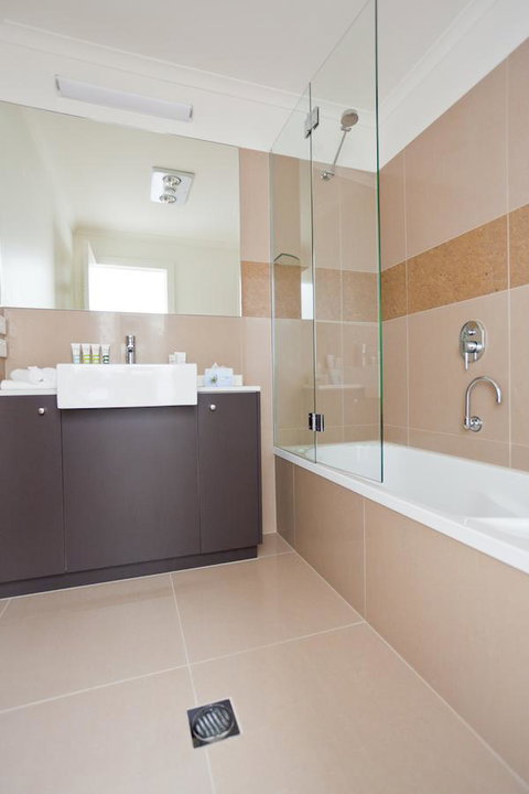 Bairnsdale International - Surfers Paradise Gold Coast 4