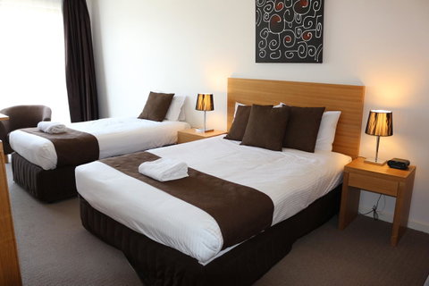 Bairnsdale International - Surfers Paradise Gold Coast 12