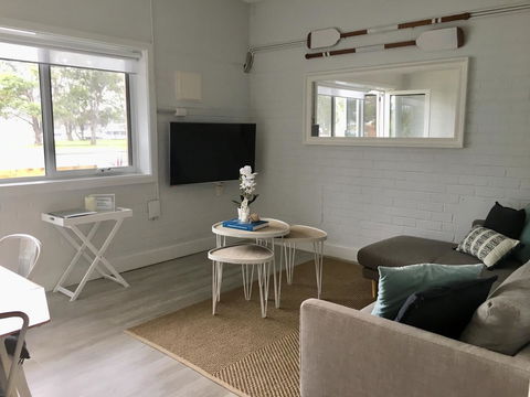 The Wheelhouse - 2BR Waterfront Apt In Town - Surfers Paradise Gold Coast 1