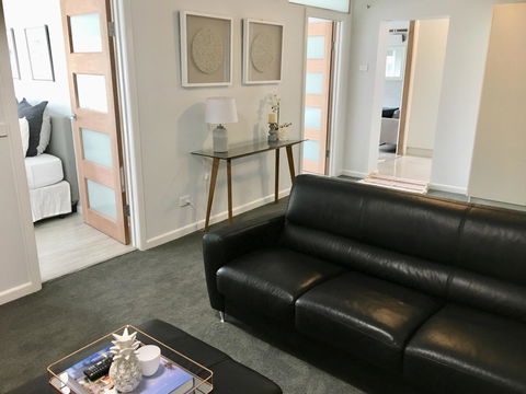 The Wheelhouse - 2BR Waterfront Apt In Town - Surfers Paradise Gold Coast 10