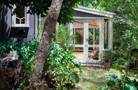 Ashwood Cottages - Surfers Paradise Gold Coast 10