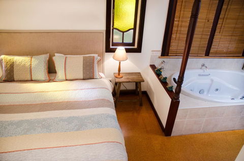 Ashwood Cottages - Surfers Paradise Gold Coast 5
