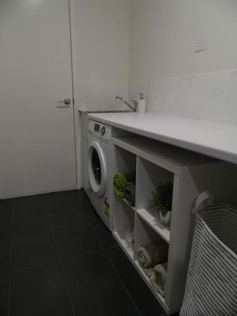 Haig Avenue - Surfers Paradise Gold Coast 18