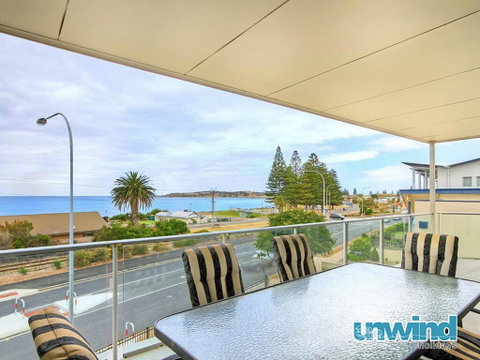 The Block Views Apartments Victor Harbor - Surfers Paradise Gold Coast 2