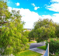 The Burswood Townhouse - Surfers Paradise Gold Coast