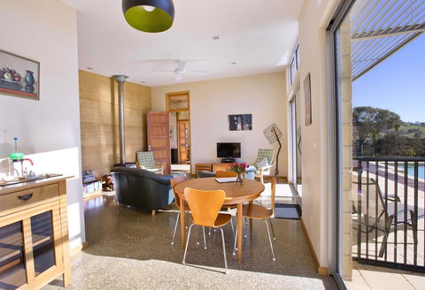 The Chocolate Lily Bed & Breakfast - Surfers Paradise Gold Coast 1