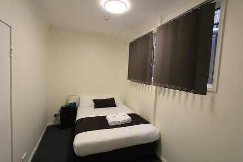 The Cliff House - Surfers Paradise Gold Coast 3