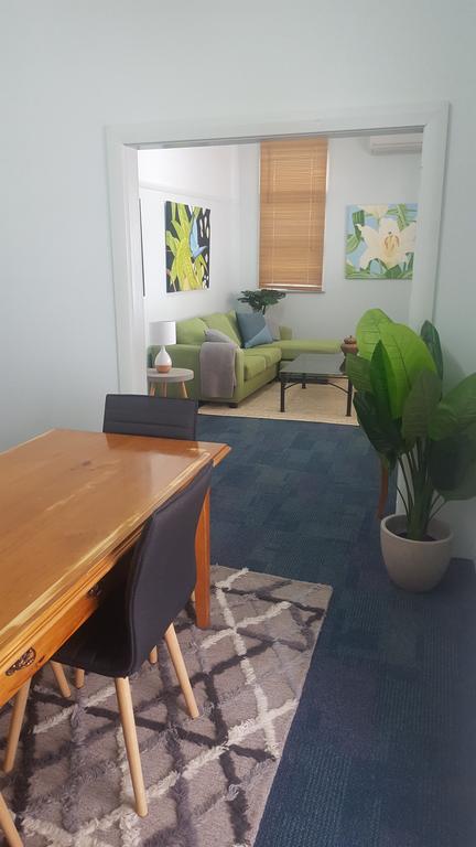 The Cottage - Surfers Paradise Gold Coast 1