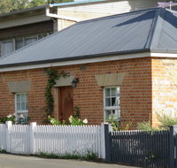 The Cottage South Hobart - Surfers Paradise Gold Coast