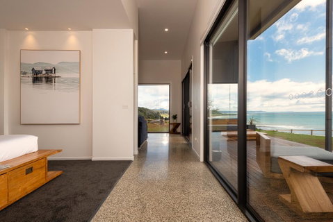 The Cove Tasmania - Surfers Paradise Gold Coast 2