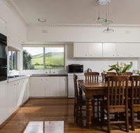 The Farm House - Surfers Paradise Gold Coast
