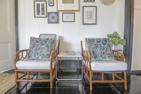 The Gardener's Cottage - Surfers Paradise Gold Coast 3