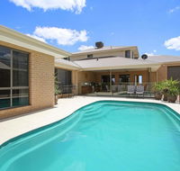 The Grand Holiday House - Surfers Paradise Gold Coast