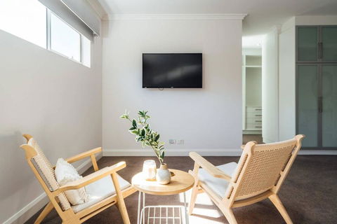 The Grand Oasis - Pool - Wifi - Mins From Beach - Surfers Paradise Gold Coast 3