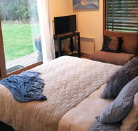 The Gurdies Room with Amazing Sunset Views - Surfers Paradise Gold Coast