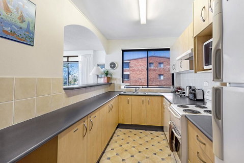 The Helm, Unit 3/22 Voyager Close - Surfers Paradise Gold Coast 3