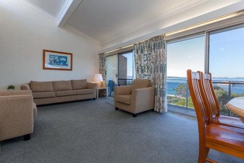 The Helm, Unit 5, 22 Voyager Close - Surfers Paradise Gold Coast 1