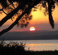The Jetty Cabin Lakeside - Surfers Paradise Gold Coast