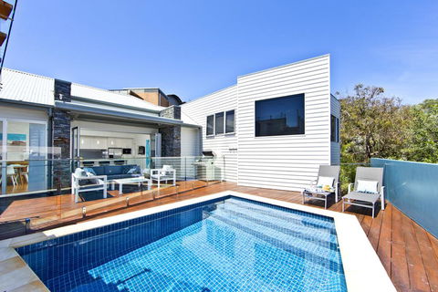 The Lookout - Ultra Modern And Luxurious - Surfers Paradise Gold Coast 1