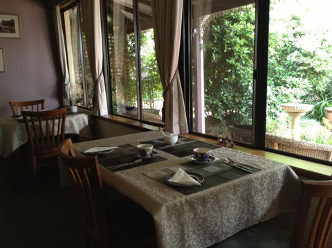 The Noble Grape Guesthouse - Surfers Paradise Gold Coast 2