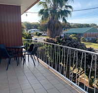 The Norburn' 3 Norburn Avenue - aircon boat parking close to water  clubs - Surfers Paradise Gold Coast