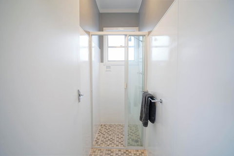 The Platypus Accommodation & Cafe - Surfers Paradise Gold Coast 3