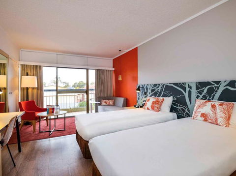 The Plaza Hotel Kalgoorlie - Surfers Paradise Gold Coast 3