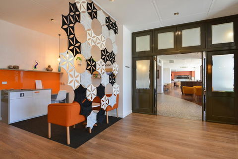 The Plaza Hotel Kalgoorlie - Surfers Paradise Gold Coast 1