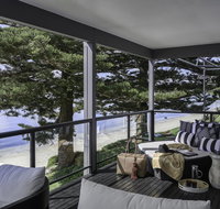 The Seaview - Designer Beachfront House