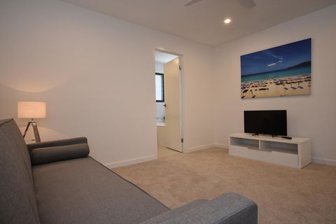 The Shae Luka - Private Apartment - Surfers Paradise Gold Coast 2