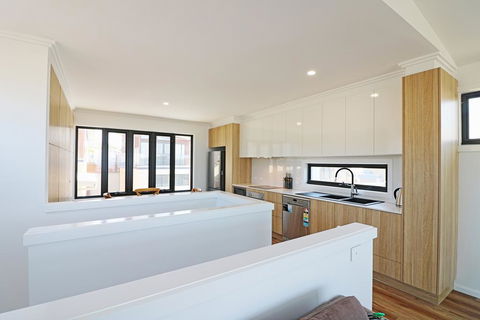 The Shore Break 6 Apartment - Surfers Paradise Gold Coast 3