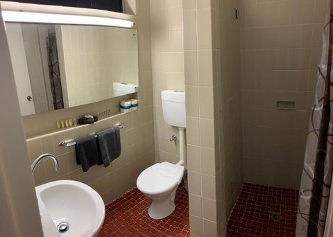 The Stuart Hotel-Motel - Surfers Paradise Gold Coast 1