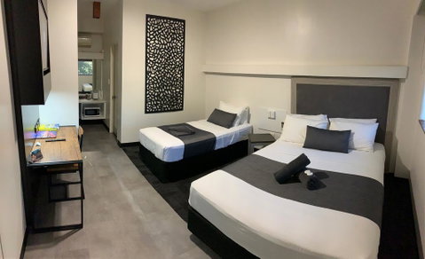 The Stuart Hotel-Motel - Surfers Paradise Gold Coast 3