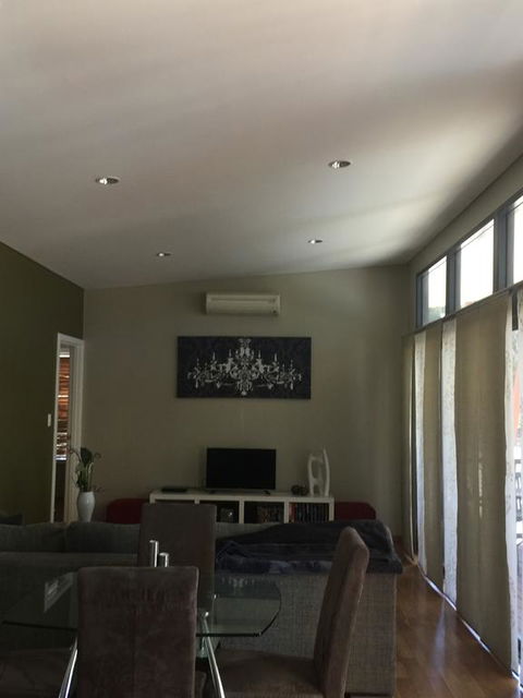 Thie My Chree Retreat - Surfers Paradise Gold Coast 2