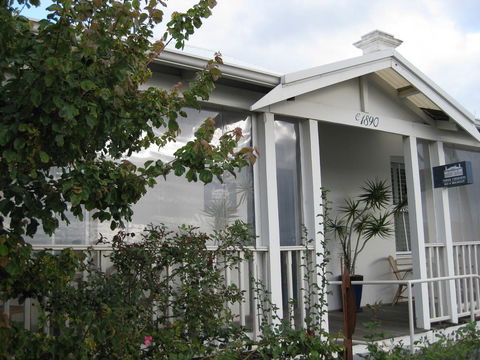 Three Chimneys Bed And Breakfast Boutique Guest House - Surfers Paradise Gold Coast 0