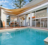 Toby's Beach House - Surfers Paradise Gold Coast