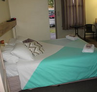 Tocumwal Hotel Motel The Palms - Surfers Paradise Gold Coast