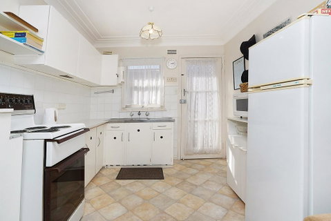 Toowoon Bay Beachside Unit, Unit 4 - Surfers Paradise Gold Coast 1